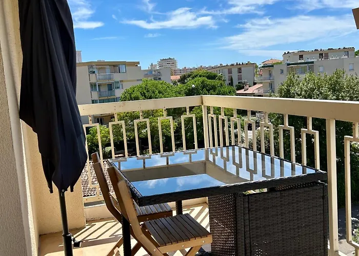 Cosy Proche Fréjus